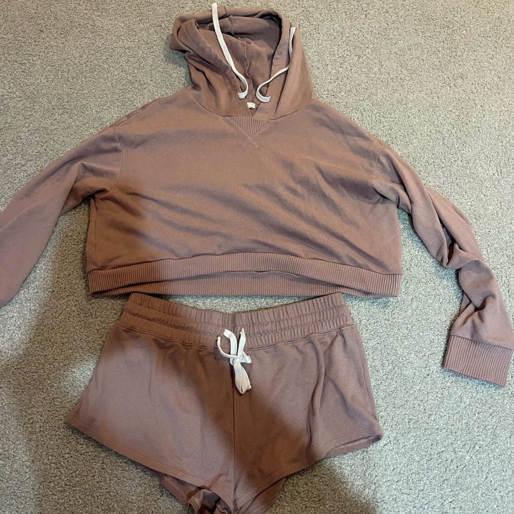 Pink Garage two piece set size small — shorts and hoodie